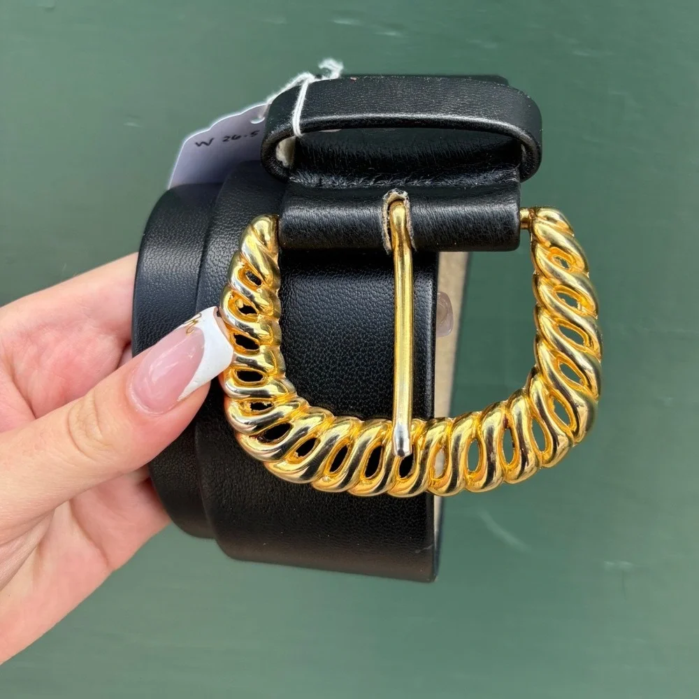 Nordstrom Vintage Black Leather Belt Gold Statement Buckle 26-30 S-M